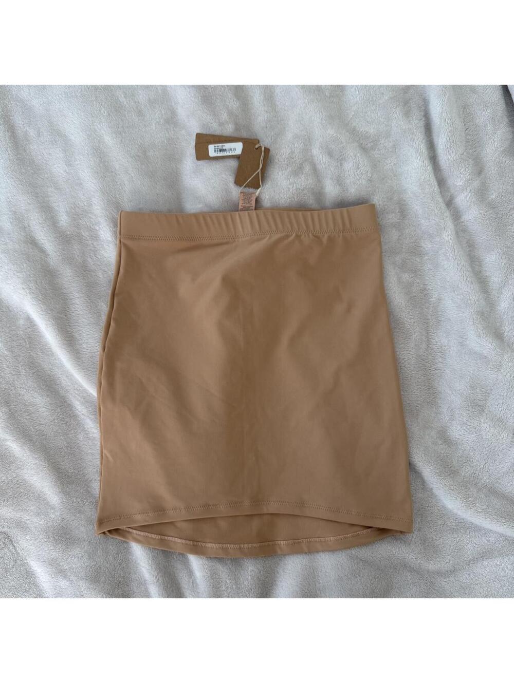 Skims swim skirt NWT size xxs